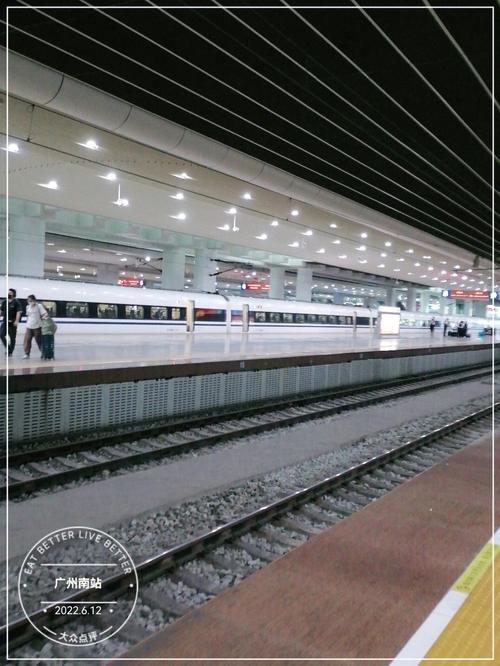 广州南站人那么多,身为高铁站,交通还是很便利的.就是人多.