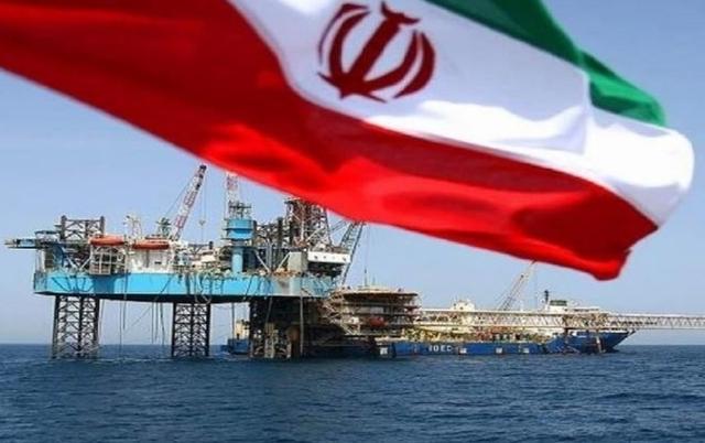 美国终于下手,5月1日对伊朗石油进行全面封禁:却遭两大强国抵制