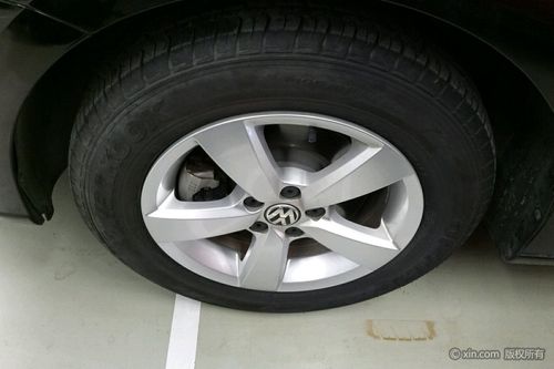 2013朗逸1.6自动舒适版轮胎多少钱