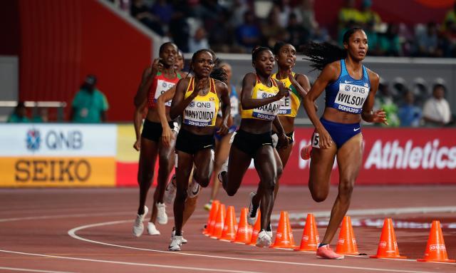 女子800米世界纪录保持者是谁