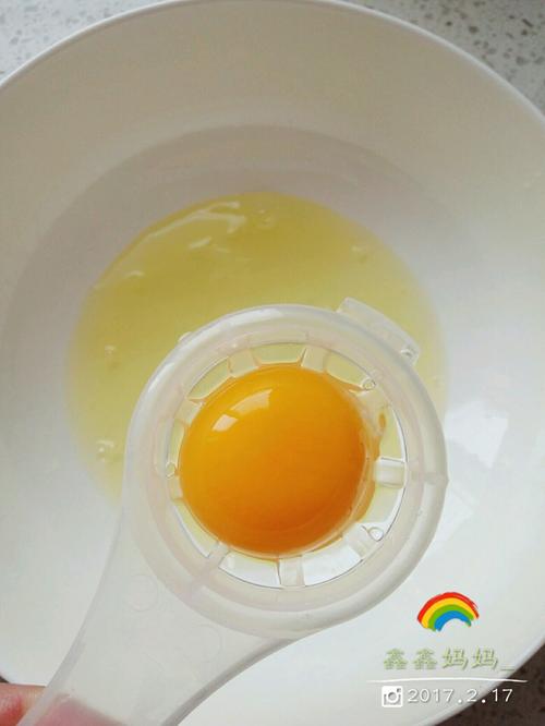 鸡蛋蛋清好还是蛋黄好