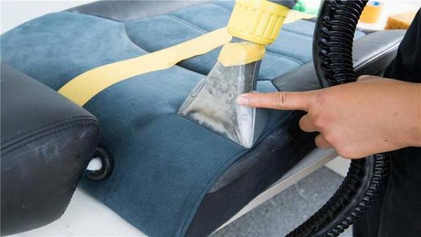 汽车座垫霉点怎么清洗汽车皮坐垫脏了怎么清洗