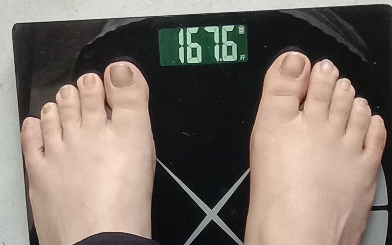 减肥六减肥第二天,身高165cm体重168斤→167.6斤