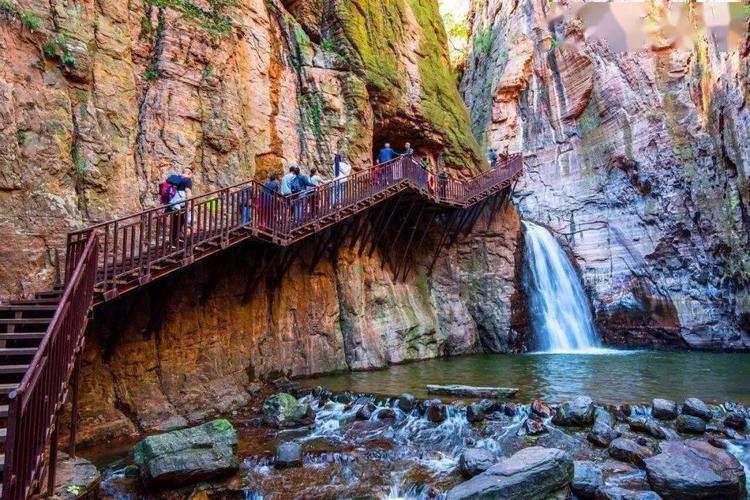走进世界上最美的峡谷洛阳龙潭大峡谷探寻一场魅力之旅