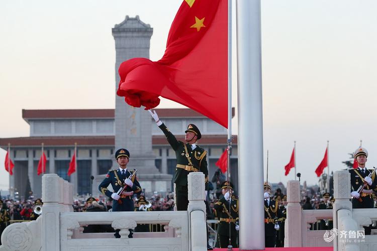 为什么每天北京升旗降旗时间不同