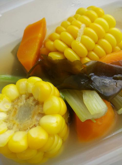 玉米胡萝卜海带汤