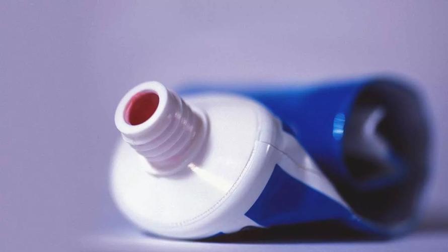 牙膏可以治疗痘痘吗?不要让谣言损害您的皮肤