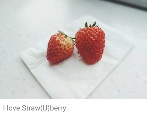 我最喜欢的水果是草莓英文