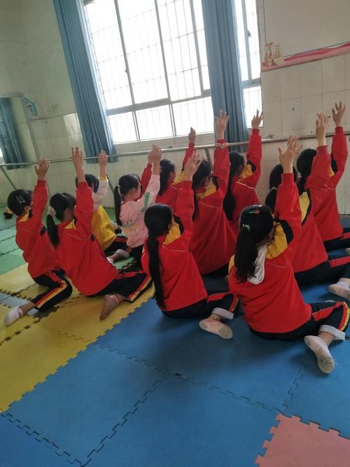 云锦小学六年级课服舞蹈篇