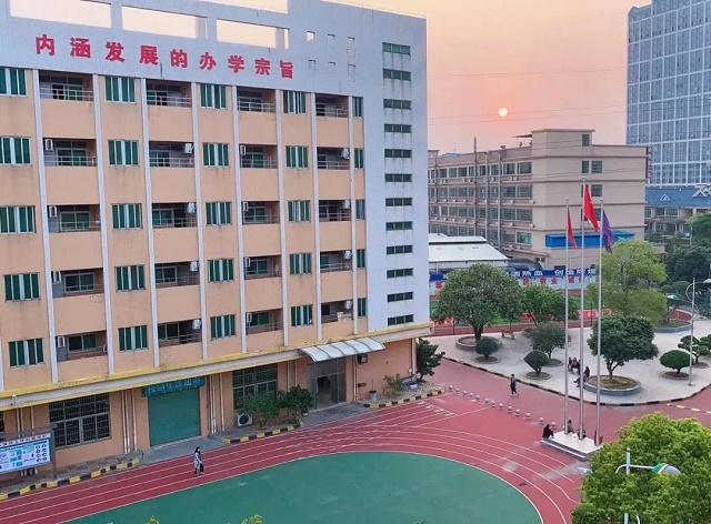 广州羊城技工学校是经广州市教育局批准的全日制学校.