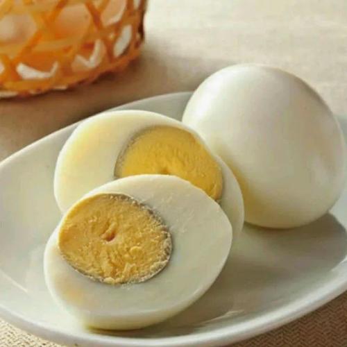 水煮蛋蛋黄外发绿属正常,煮鸡蛋有