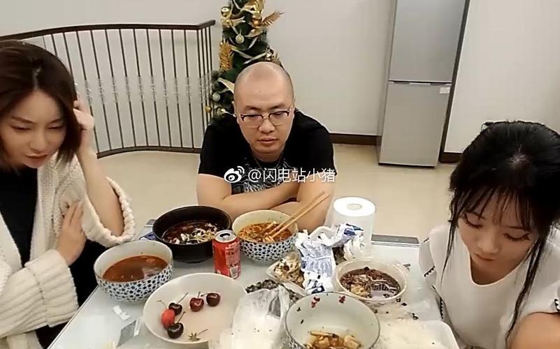 刘杀鸡跳槽虎牙遭熊猫直播起诉刘万鑫遭索赔金额高达3000万