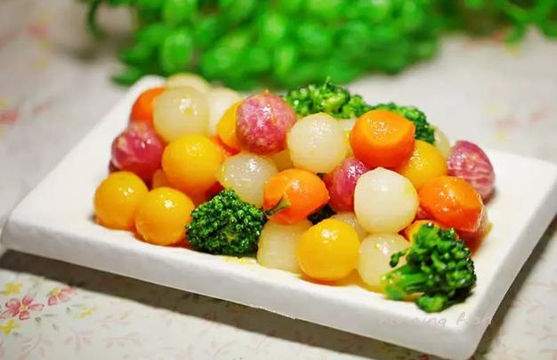 素食︶炒五色蔬丸的做法