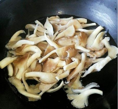 平菇煮多久能熟