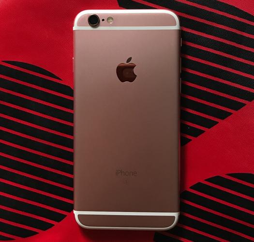 iphone6s 玫瑰金,64g,9成新,350sgd