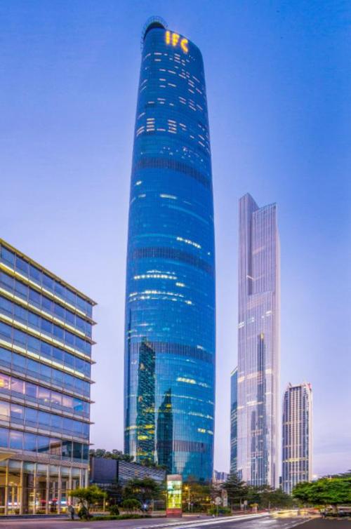 广州国际金融中心,越秀金融大厦荣获广州市首批
