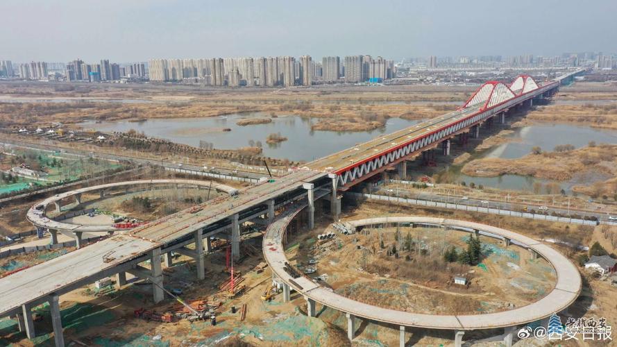 西安地铁10号线一期泾渭河公轨合建桥建设紧锣密鼓