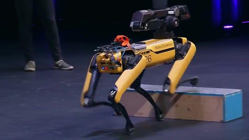 【机器人】 波士顿动力微型四足机器人