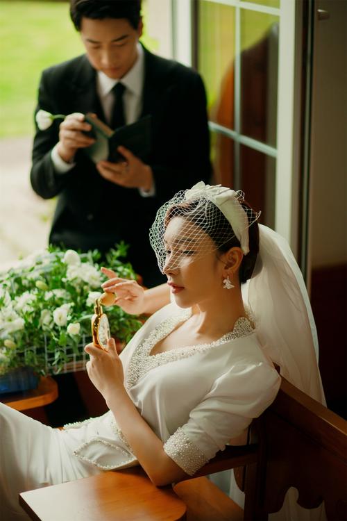 修图师大鹿的婚纱摄影作品《外景》