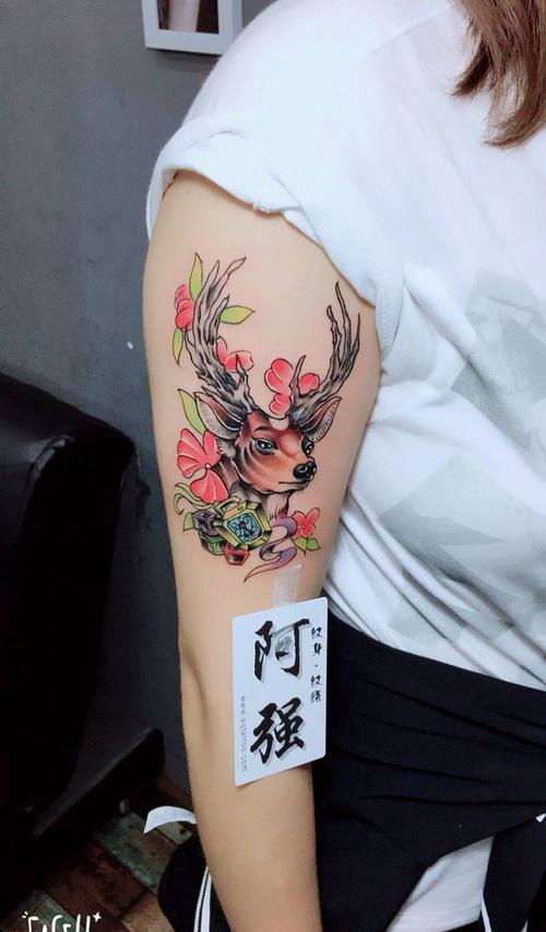鹿小姐纹身图片_成品手臂清新动物花臂纹身图案