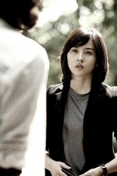 截图出自电影:《不可饶恕》  图中女角:韩惠珍   不可饶恕  (2010)