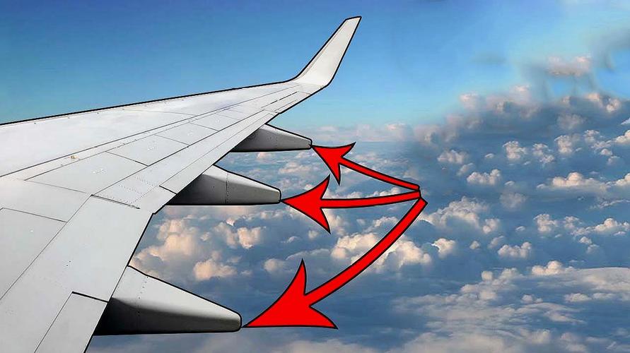 飞机机翼那么薄,为什么还要把油箱放在机翼上呢?