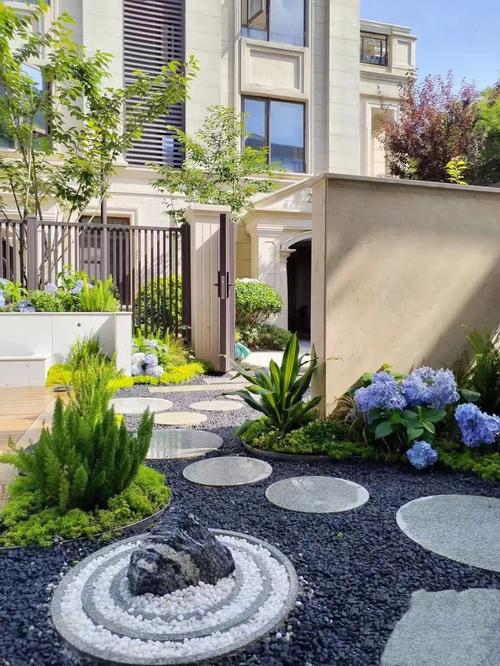 庭院绿化是一门艺术可以使用小技巧从不同角度营造小庭院扩大庭院空间