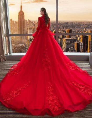 立领复古结婚红色长拖尾婚纱礼服齐地新款2018春季中袖蕾丝新娘女