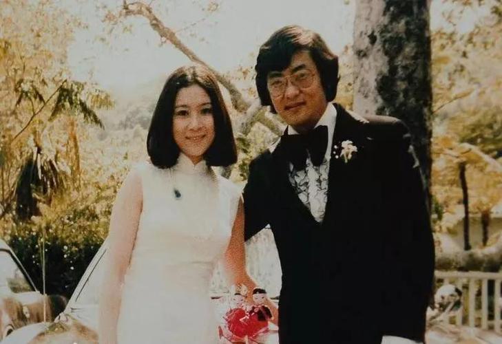 这段婚姻维持了八年便也破裂,及后杨占美心脏病发不幸离世,陈宝珠只能