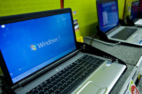 微软公司将从今天开始销售 windows 7 操作系统,以扭转三windows 销售