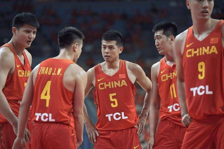 中国男篮12人名单出炉