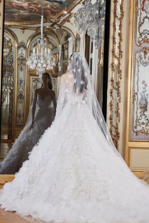 全世界最美的 6 个婚纱品牌,看了想马上结婚!