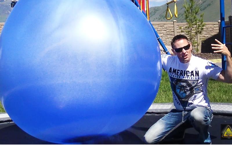 【液氮狂魔】用液氮填充6英尺的大气球