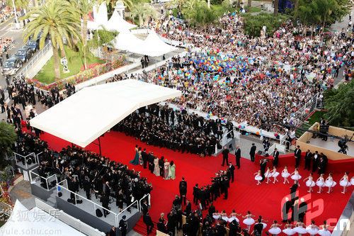 举办戛纳电影节的戛纳是哪个国家的城市