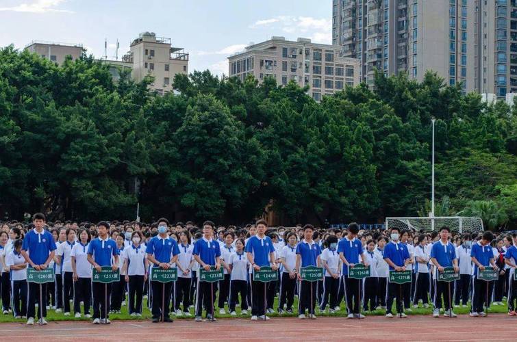 深圳市光明区高级中学(集团)隆重举行2022—2023学年第二学期升旗仪式