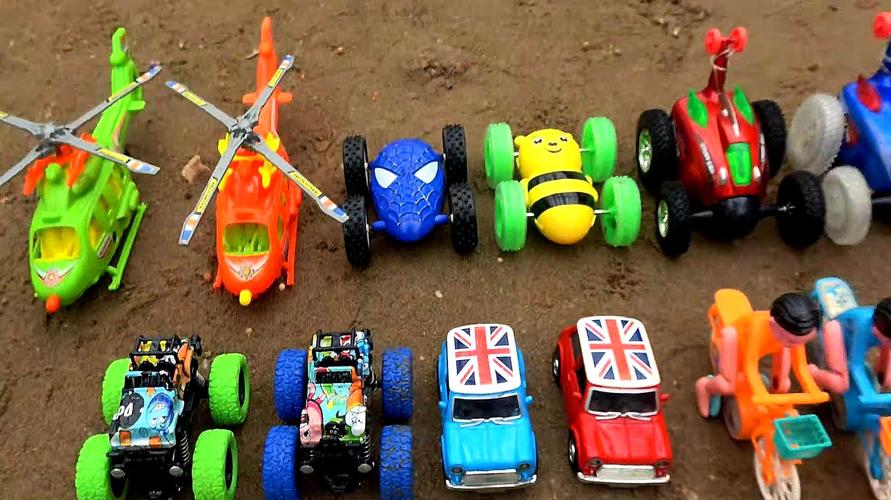 泥土里找到汽车越野车和飞机,特技车玩具,婴幼儿宝宝游戏视频