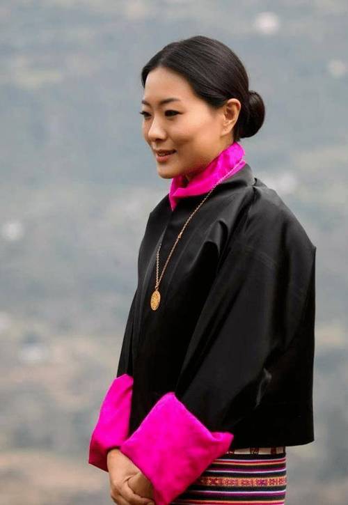 不丹美女公主喜迎39岁生日!