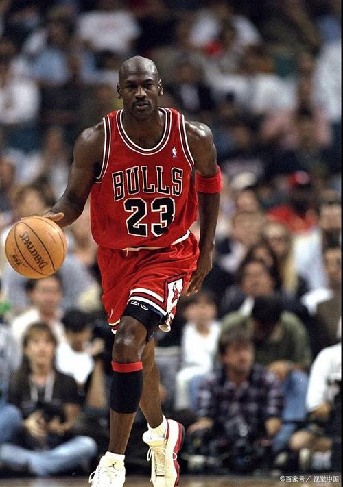 迈克尔·乔丹世界上最伟大的篮球运动员之一!