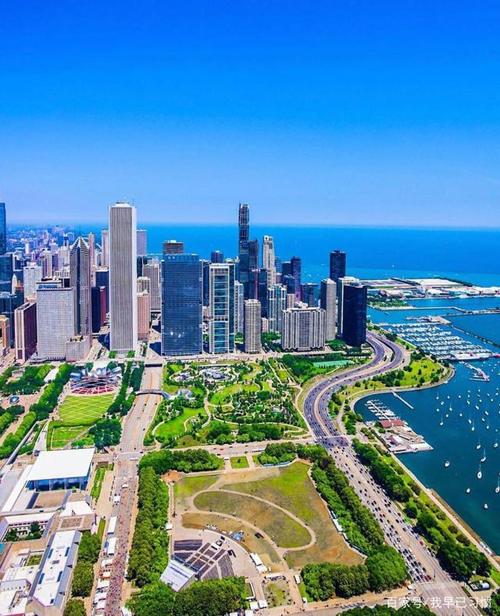 芝加哥(chicago),位于美国中西部密歇根湖的南部,是美国第三大城市