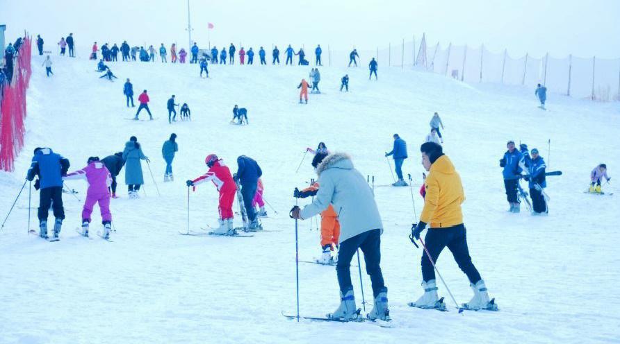 78济南游玩78香草园滑雪场