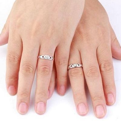 【图】结婚戒指戴哪个手指男生 男女结婚戒指戴法分析