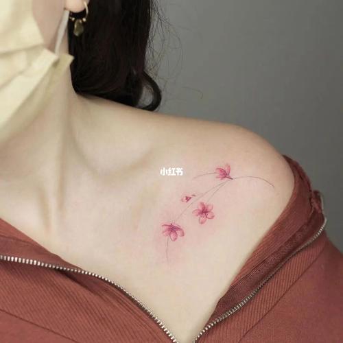 女生锁骨纹身图案分享,樱花纹身图案#小清新纹身  #纹身  #女生纹身