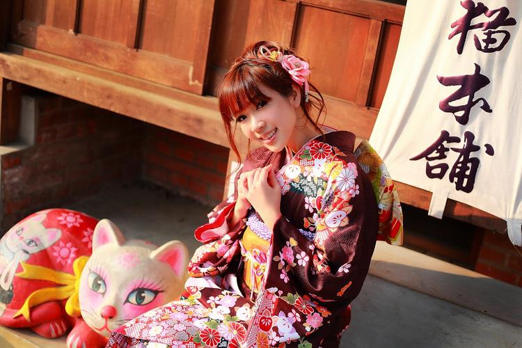 日本和服美女微笑4k图片,4k高清美女图片,娟娟壁纸
