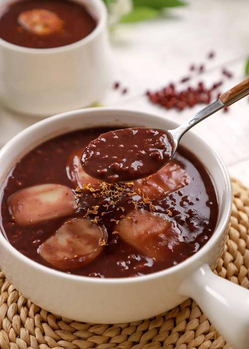 【美食diy】一碗红豆年糕汤,做法简单,软糯又滋补