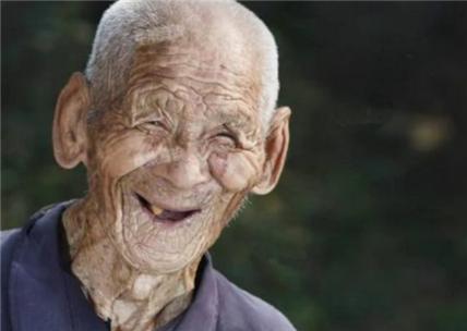 全球最长寿的老人跨唐宋元三个朝代终年443岁5